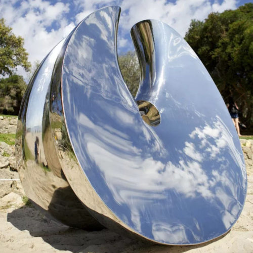 outdoor mirror abstract statue