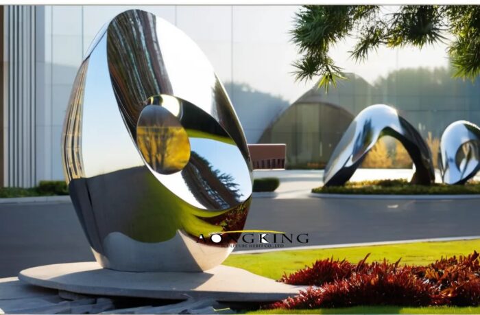 Dimensional curved sectional reflective large outdoor sculptures stainless steel